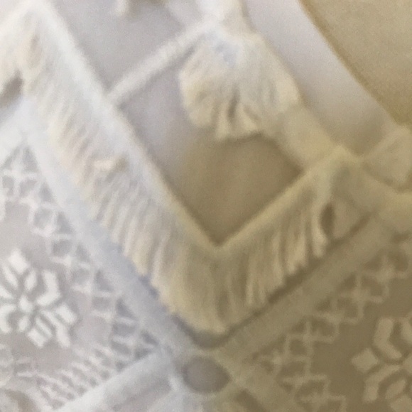 BANANA REPUBLIC size M white embroidered top - Picture 3 of 9